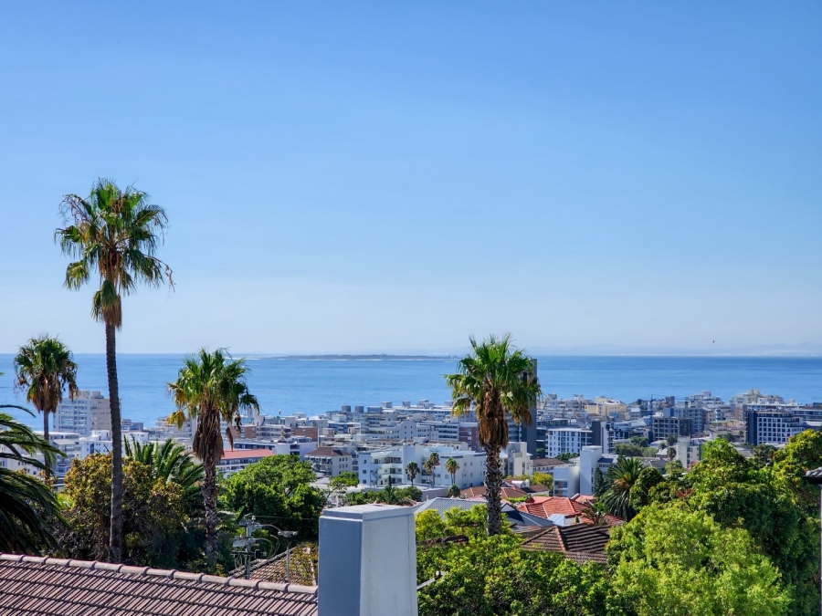 5 Bedroom Property for Sale in Fresnaye Western Cape